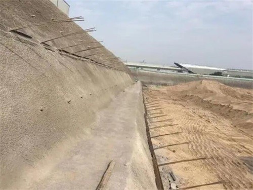 博爱河道边坡加固
